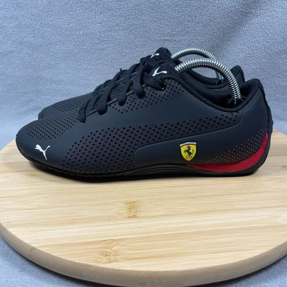 Puma Ferrari Drift Cat 5 Ultra Youth Size 5C Black Athletic Shoes Sneakers